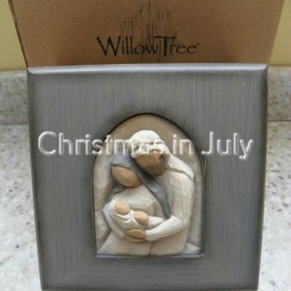Willow Tree Susan Lordi Holy Family Memory Box A Child Is Born #26627 - Picture 1 of 3